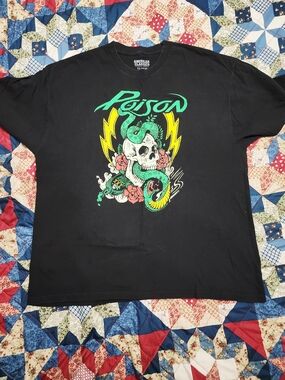 Poison Graphic Skull Snake Tee - Black